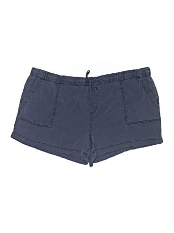 Gap Shorts (view 1)