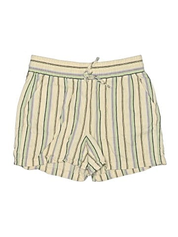 CAbi Shorts (view 1)