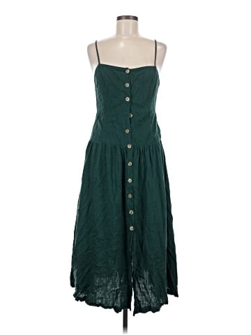 Urban Outfitters Casual Dress (view 1)