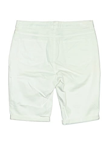 Jones New York Signature Shorts (view 2)