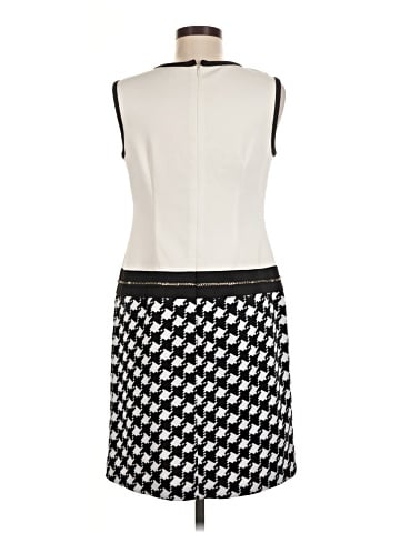 Roz & Ali Casual Dress (view 2)