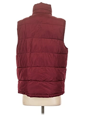 Gap Outlet Vest (view 2)