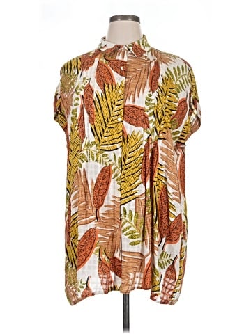 Jane and Delancey Short Sleeve Blouse (view 1)