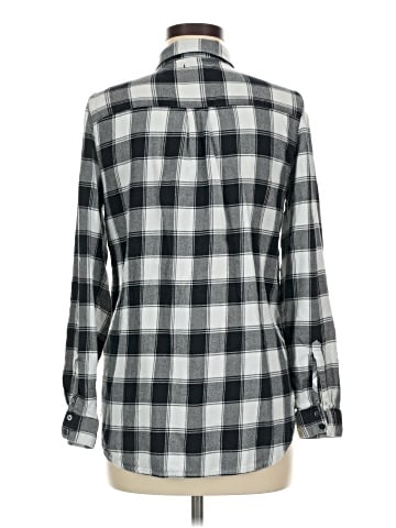 Gap Outlet Long Sleeve Button-Down Shirt (view 2)
