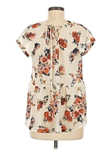 Xhilaration Short Sleeve Blouse (view 2)