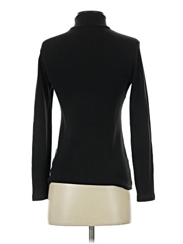 Uniqlo Turtleneck Sweater (view 2)