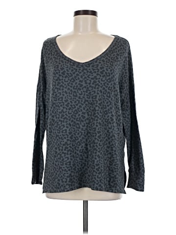 American Eagle Outfitters Pullover Sweater (view 1)