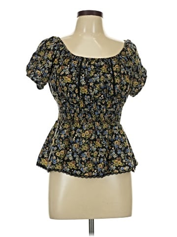 Xhilaration Short Sleeve Blouse (view 1)