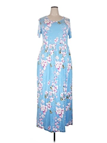 POSESHE Casual Dress (view 1)