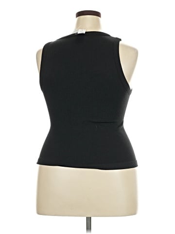 Old Navy Tank Top (view 2)