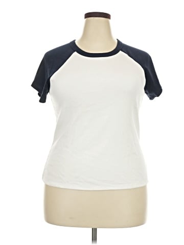 Old Navy Short Sleeve T-Shirt (view 1)