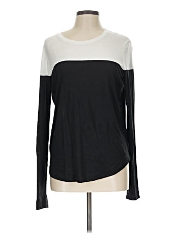 Vince. Long Sleeve T-Shirt (view 1)