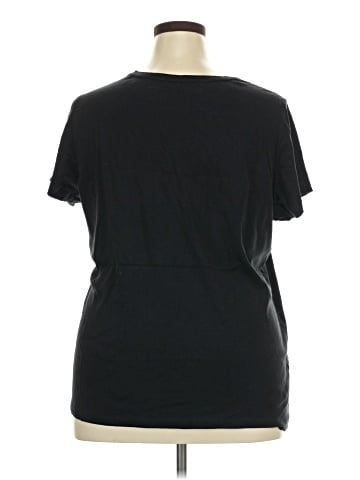 St. John's Bay Short Sleeve T-Shirt (view 2)