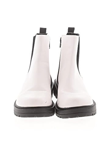SODA Ankle Boots (view 2)