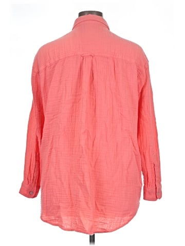 Time and Tru 3/4 Sleeve Button-Down Shirt (view 2)