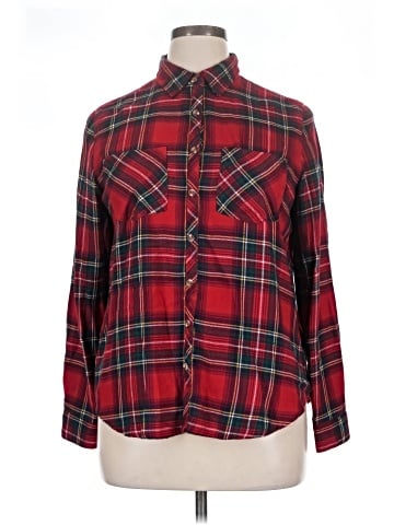 Maurices Long Sleeve Button-Down Shirt (view 1)