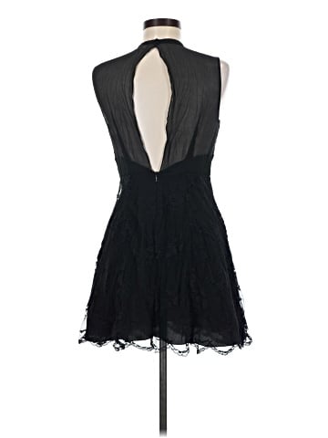 Nom De Plume by YaYa Cocktail Dress (view 2)