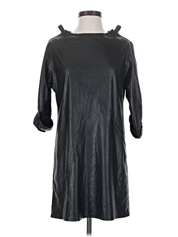 BCBGMAXAZRIA 3/4 Sleeve Top (view 1)
