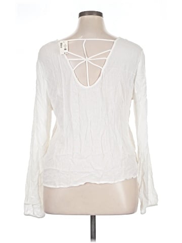 Aeropostale Long Sleeve Blouse (view 2)