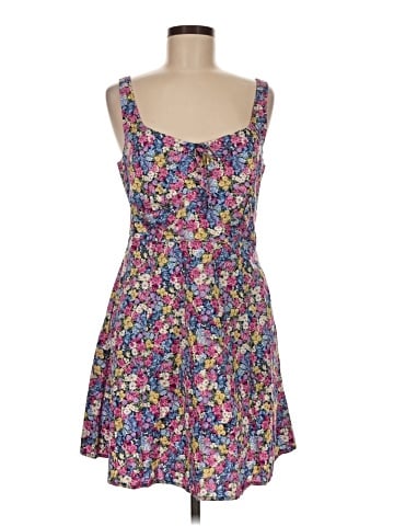 Old Navy Casual Dress (view 1)
