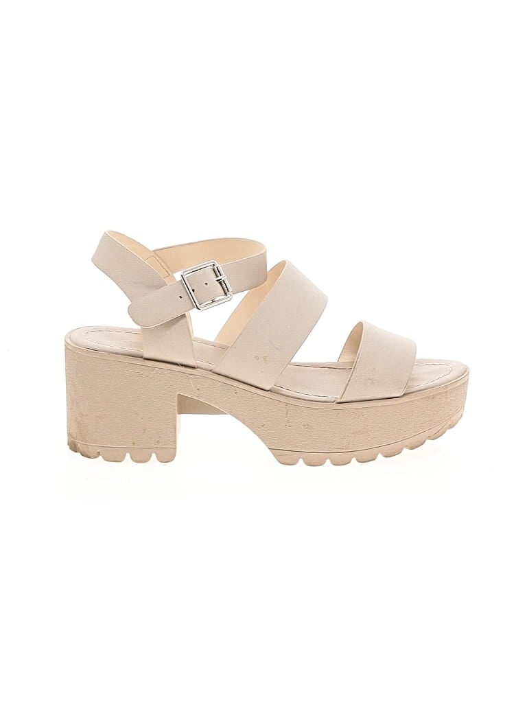 Pre-owned Soda Sandals In Ivory