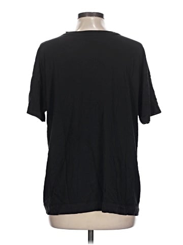 Old Navy Short Sleeve T-Shirt (view 2)