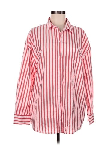 Old Navy Long Sleeve Button-Down Shirt (view 1)