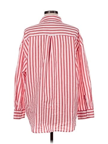 Old Navy Long Sleeve Button-Down Shirt (view 2)