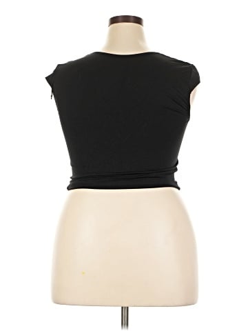 Wild Fable Sleeveless Top (view 2)
