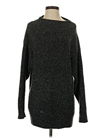 Uniqlo Pullover Sweater (view 1)
