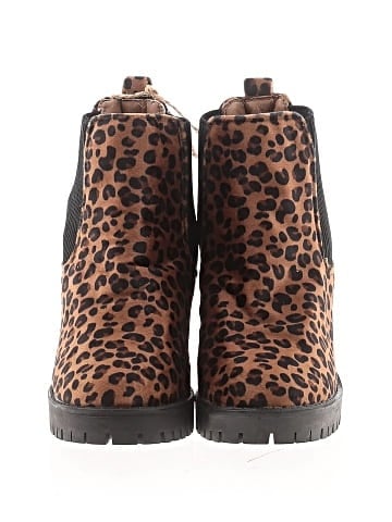 Seven7 Ankle Boots (view 2)