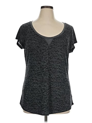 Old Navy Active T-Shirt (view 1)