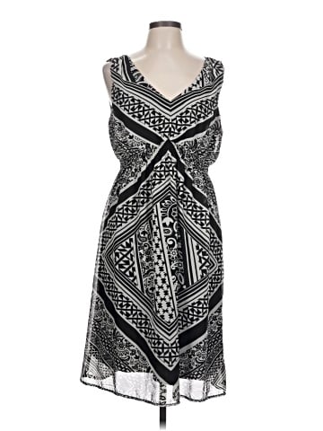 Mossimo Casual Dress (view 1)