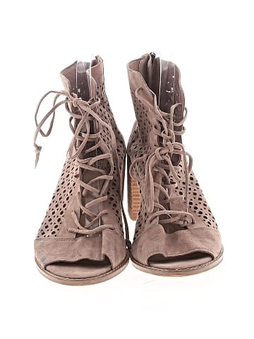 Vince Camuto Sandals (view 2)