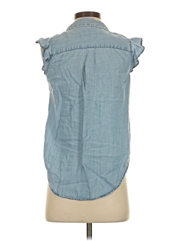 Who What Wear Sleeveless Button-Down Shirt (view 2)