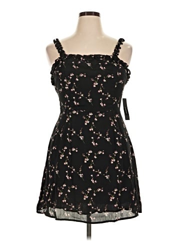 Lulus Casual Dress (view 1)