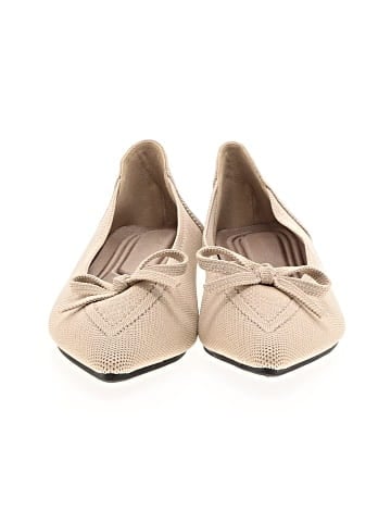 Unbranded Flats (view 2)