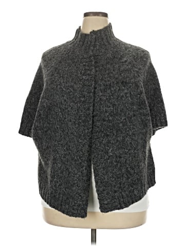 Sarah Spencer Poncho (view 1)