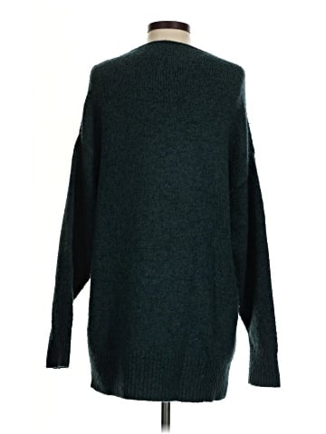 Uniqlo Pullover Sweater (view 2)