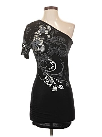Vixen 3/4 Sleeve T-Shirt (view 1)