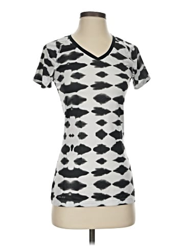 Nike Short Sleeve T-Shirt (view 1)