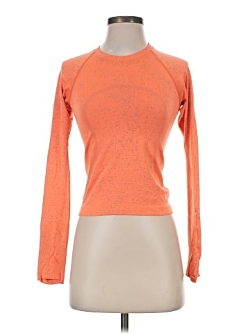 Lululemon Athletica Long Sleeve T-Shirt (view 1)