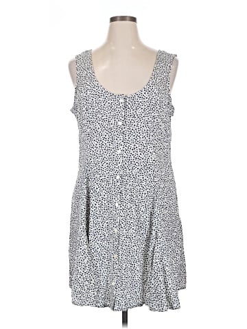 Old Navy Casual Dress (view 1)