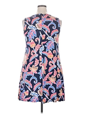 Croft & Barrow Casual Dress (view 2)