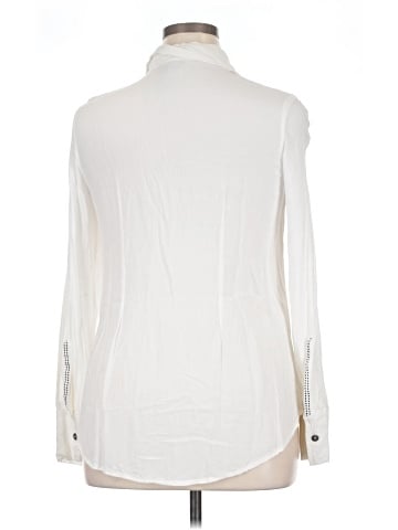 Nostalgia Long Sleeve Blouse (view 2)