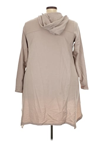 LOGO by Lori Goldstein Poncho (view 2)