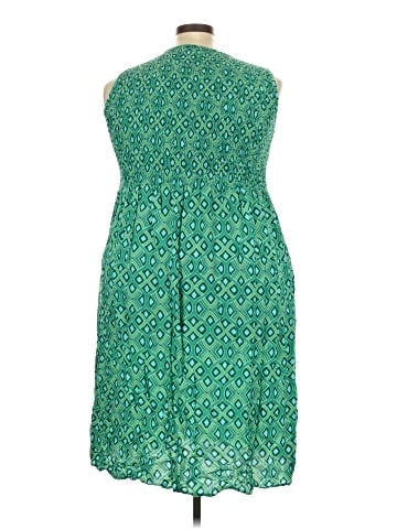 Croft & Barrow Cocktail Dress (view 2)