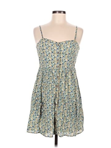 Forever 21 Casual Dress (view 1)