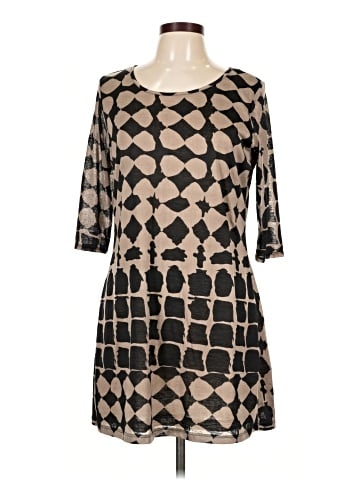 Romeo & Juliet Couture 3/4 Sleeve Top (view 1)