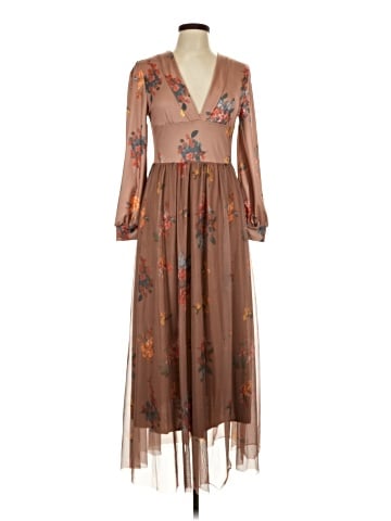 Unbranded Casual Dress (view 1)